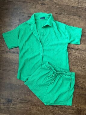 KLD Kelly green 2pc marching shirt set